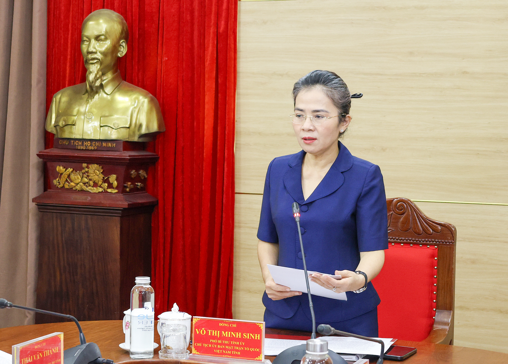Anh-tin-bai